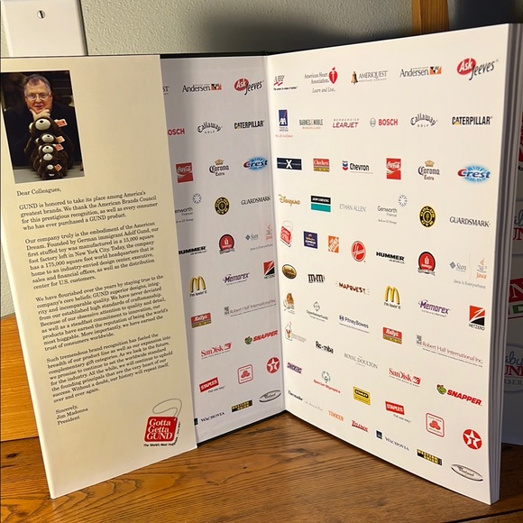 Gund Coffee Table Book America’s greatest brands - Picture 4 of 8